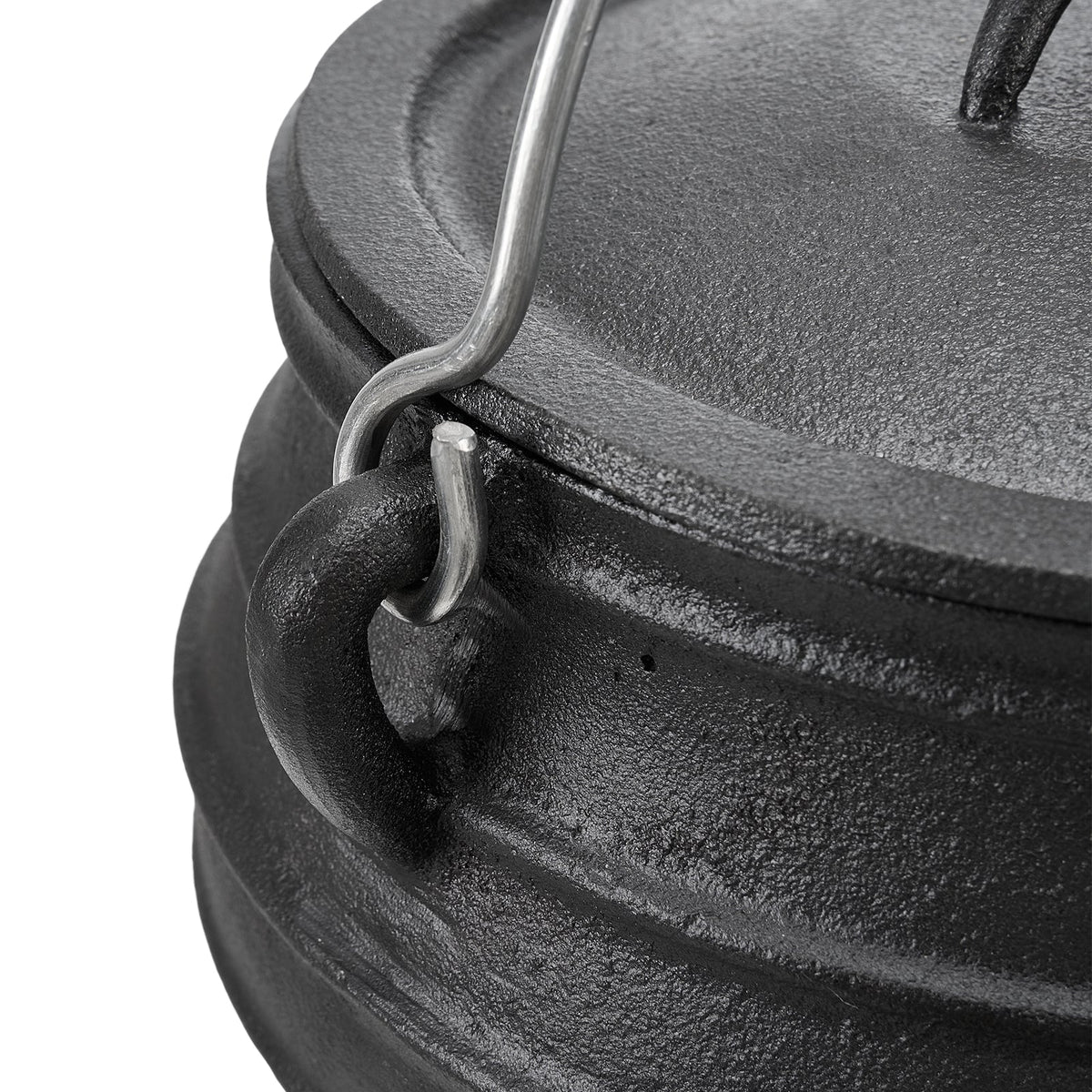 Cast Iron Cauldron with Lid
